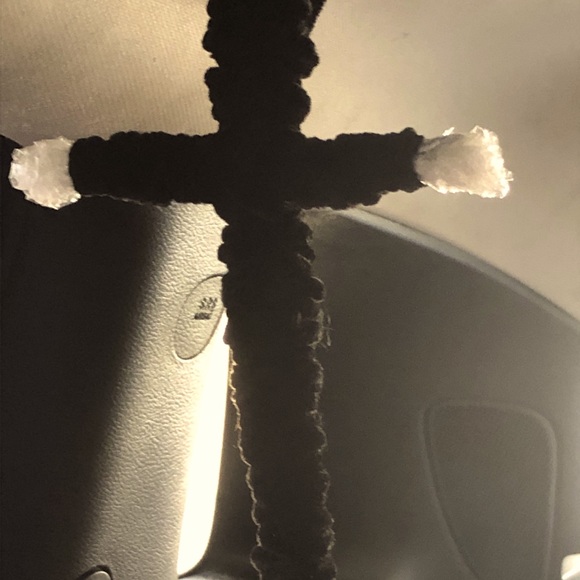 X3Upcycled cross art hanging mobile - Picture 4 of 7